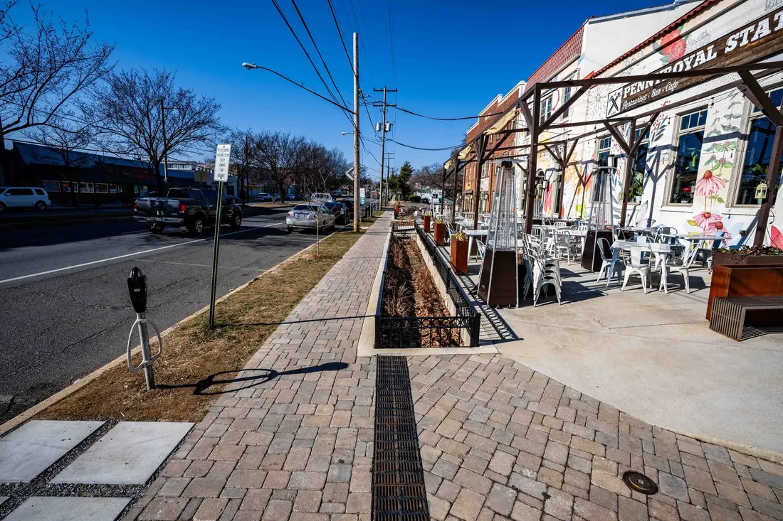 Streetscape and bioretention planting outside the Rhode Island Avenue storefronts
